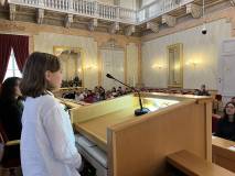 IMG 01f6eabc21380432de43f8d9a827c583 V